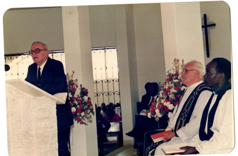 Dr. Geoffrey William Griffin at the STAREHE Boys’ Centre Chapel giving a sermon.